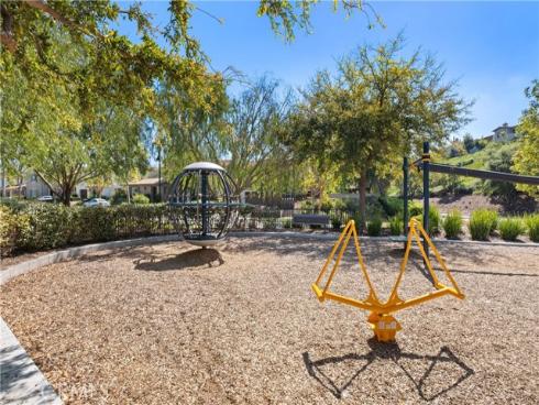 118 Retreat , Irvine, CA