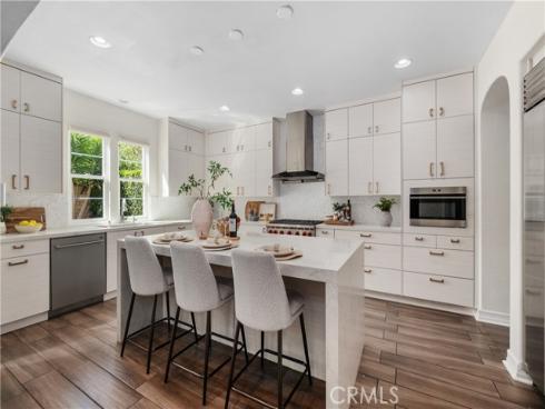 118 Retreat , Irvine, CA