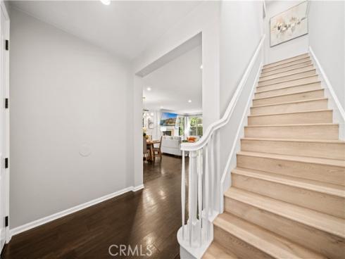 21 Fanpalm , Irvine, CA