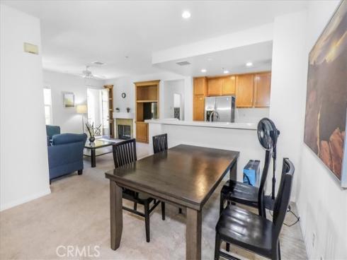 32 Perennial , Irvine, CA