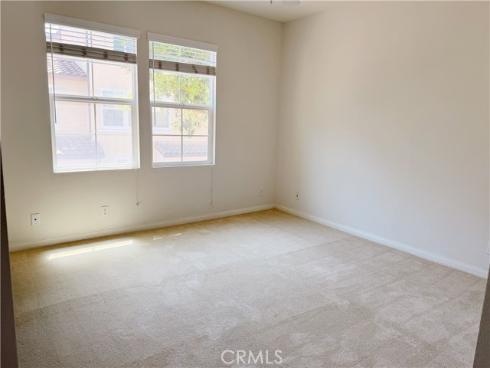 32 Perennial , Irvine, CA