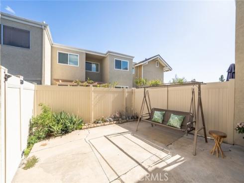 45 Oval , Irvine, CA