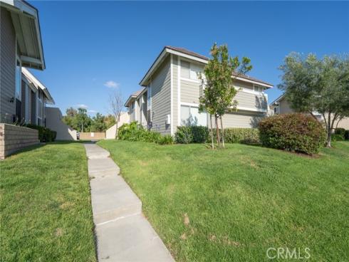 45 Oval , Irvine, CA