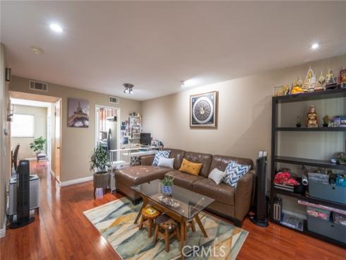45 Oval , Irvine, CA