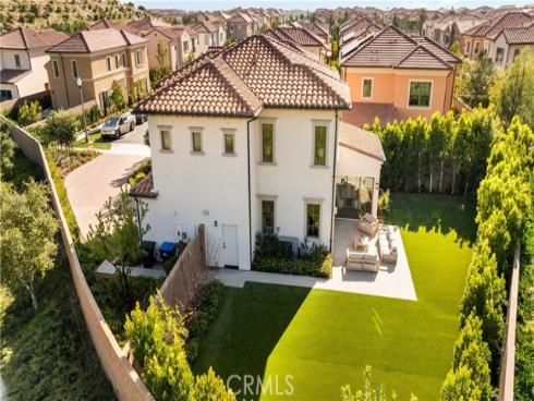 162 Winnett , Irvine, CA