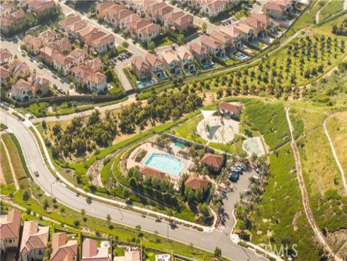 162 Winnett , Irvine, CA
