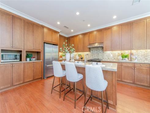 117 Gemstone , Irvine, CA