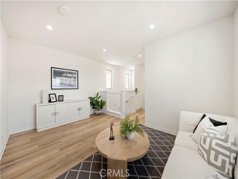 222  Ashby  , Irvine, CA