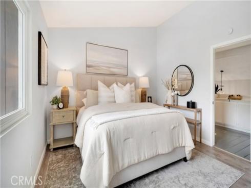 178 Monroe , Irvine, CA