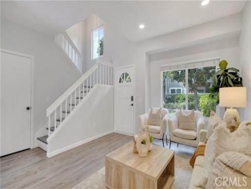 178 Monroe , Irvine, CA