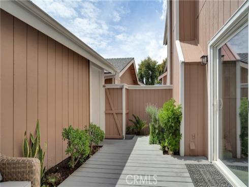 178 Monroe , Irvine, CA