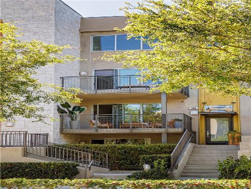 108 Rockefeller , Irvine, CA