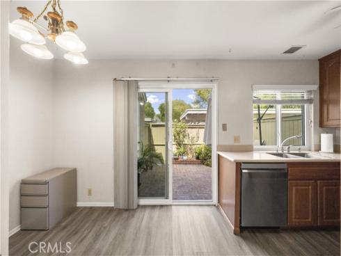 52 Greenbough , Irvine, CA