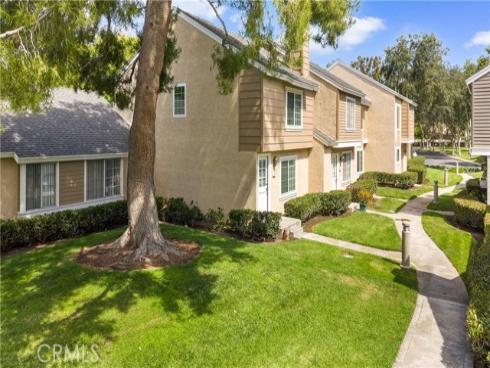 52 Greenbough , Irvine, CA