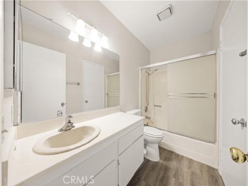 52 Greenbough , Irvine, CA
