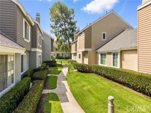 52 Greenbough , Irvine, CA
