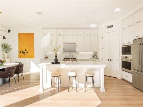 135 Statura , Irvine, CA