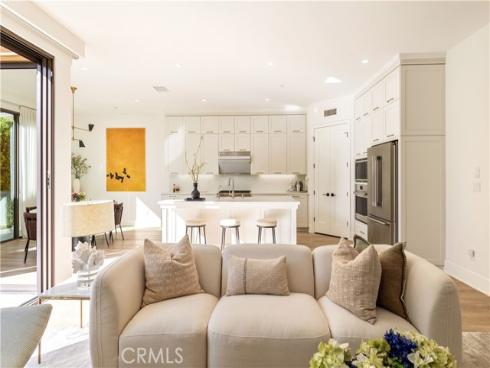 135 Statura , Irvine, CA