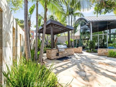 1304  Nolita  , Irvine, CA