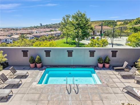 151  Winnett  , Irvine, CA