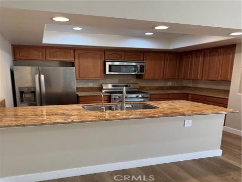 14 Avellino , Irvine, CA