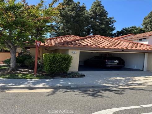 14 Avellino , Irvine, CA