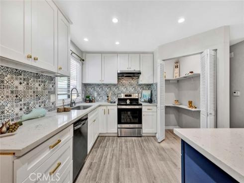 5200 Irvine 286 Boulevard, Irvine, CA