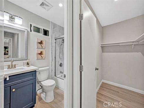 5200 Irvine 286 Boulevard, Irvine, CA