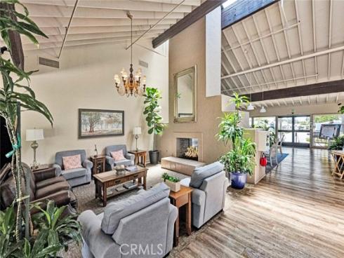 5200 Irvine 286 Boulevard, Irvine, CA