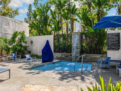 19 Delancy , Irvine, CA