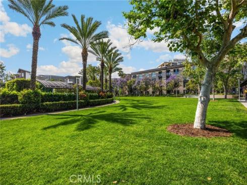 19 Delancy , Irvine, CA