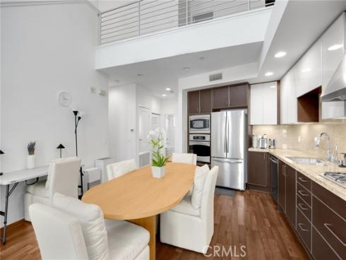 19 Delancy , Irvine, CA