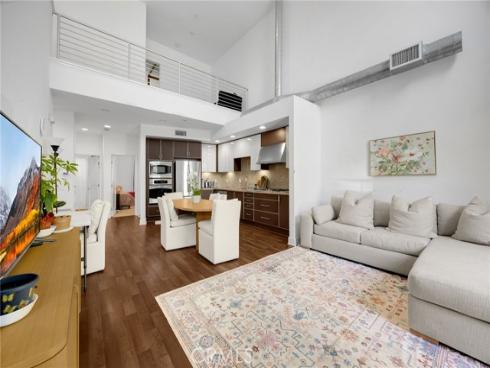 19 Delancy , Irvine, CA
