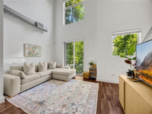 19 Delancy , Irvine, CA