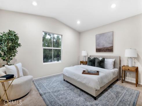 82 Trailing Vine , Irvine, CA