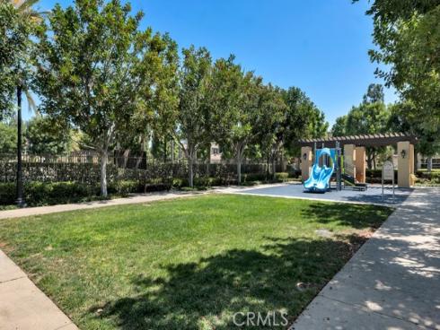 82 Trailing Vine , Irvine, CA