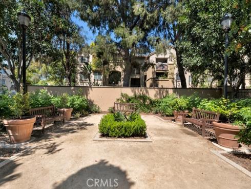 82 Trailing Vine , Irvine, CA