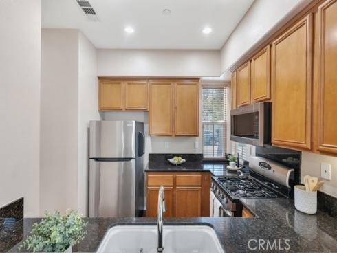 82 Trailing Vine , Irvine, CA