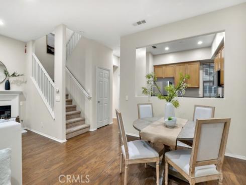 82 Trailing Vine , Irvine, CA