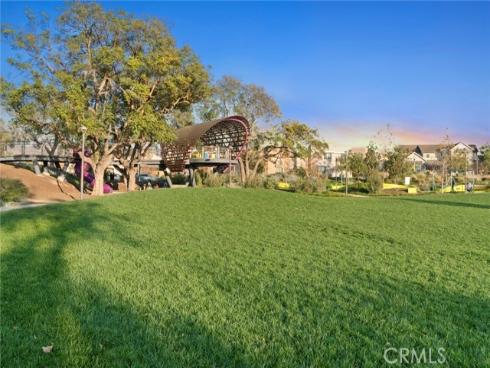 258 Merit , Irvine, CA