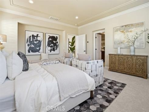 65 Rolling Green , Irvine, CA