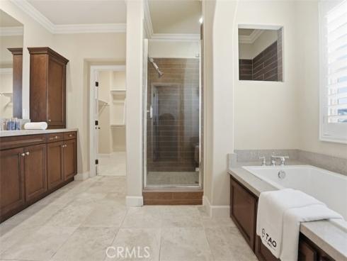 65 Rolling Green , Irvine, CA