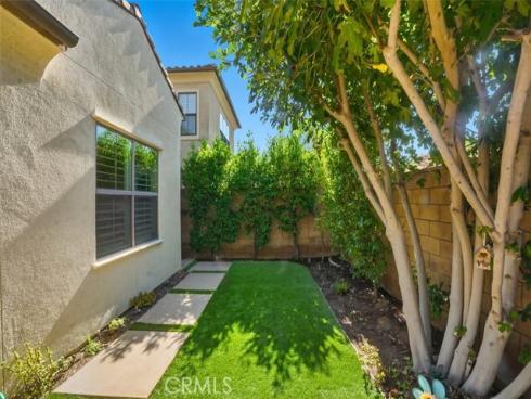 65 Rolling Green , Irvine, CA