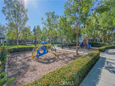 65  Rolling Green  , Irvine, CA