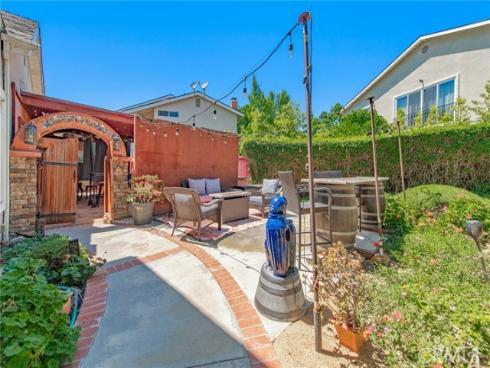 17586 Lebanon , Irvine, CA