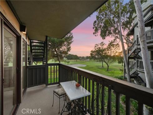11 Las Brisas 6 , Irvine, CA