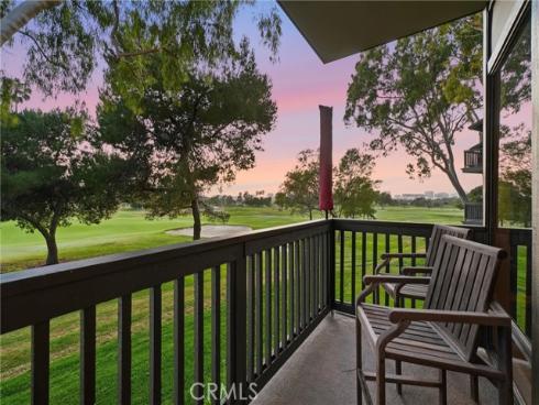 11 Las Brisas 6 , Irvine, CA
