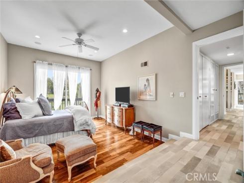 11 Las Brisas 6 , Irvine, CA