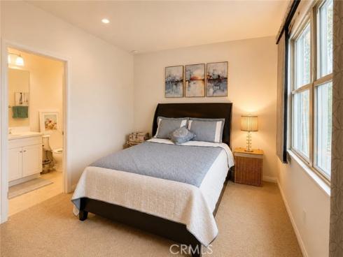 66 Overbrook , Irvine, CA
