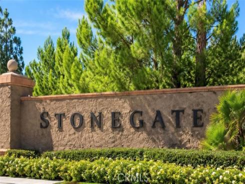 66  Overbrook  , Irvine, CA